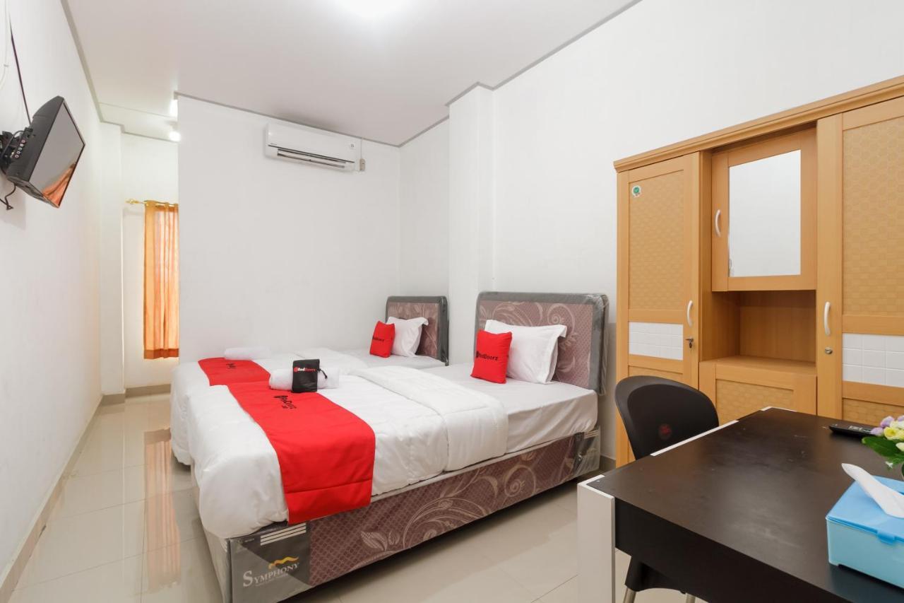 Reddoorz Syariah Near Rsu Suaka Insan Banjarmasin Otel Banjarmasin  Dış mekan fotoğraf