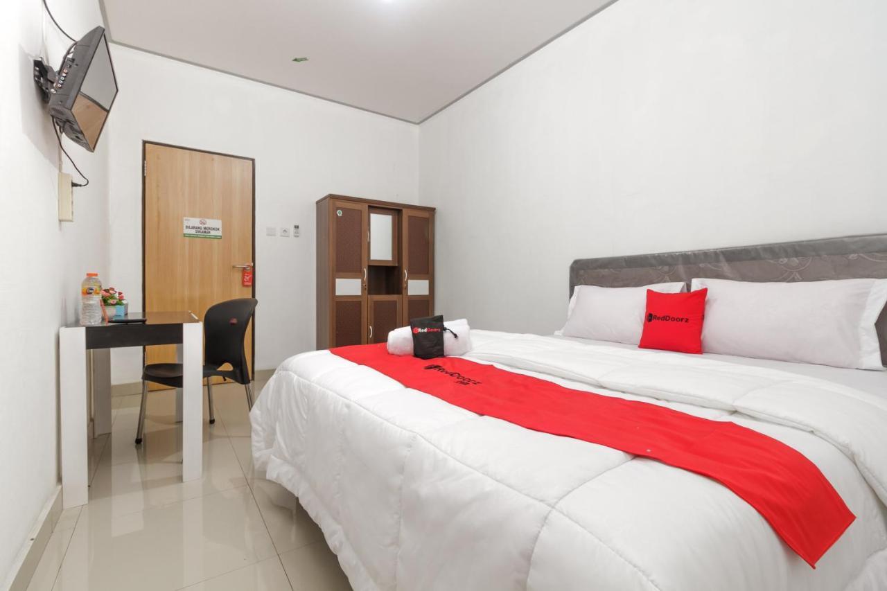 Reddoorz Syariah Near Rsu Suaka Insan Banjarmasin Otel Banjarmasin  Dış mekan fotoğraf